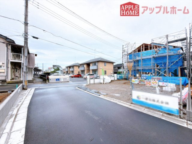 [新築住宅] 深谷市上野台 第25 全4棟の前面道路含む現地写真