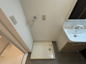 【洗面所】 | フレマーロ高取南 | 別号室の写真になります。現況優先。