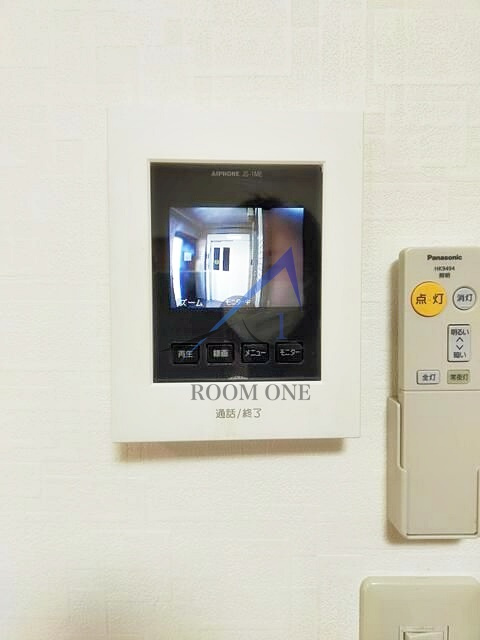 コーポ永岡のセキュリティ|モニター付きインターホンです。