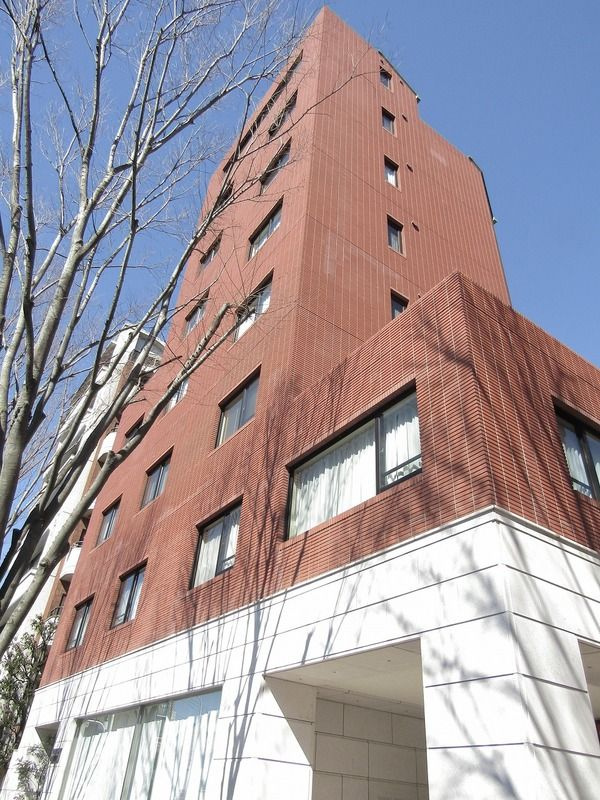 ペアシティ代々木大山アネックスウエストの外観
