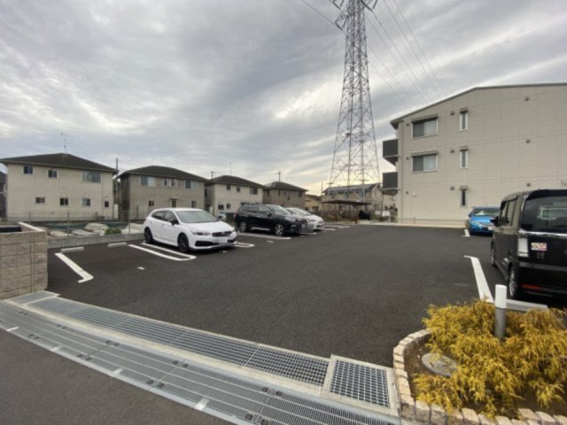 【駐車場】