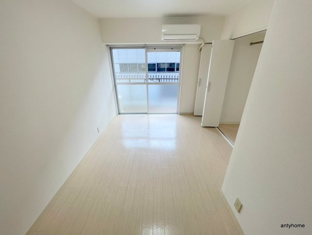 松籟マンション 仲介手数料無料の寝室