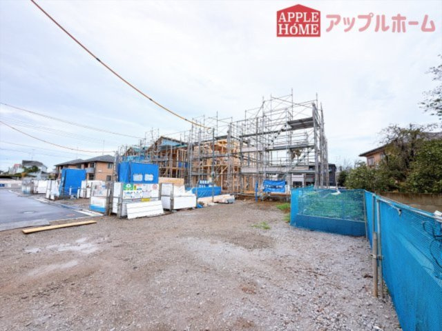 [新築住宅] 深谷市上野台 第25 全4棟の前面道路含む現地写真