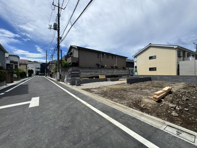 板橋区高島平5丁目　永住地×自然豊かな綺麗な街並み　限定3区画の前面道路含む現地写真|2026年8月下旬撮影