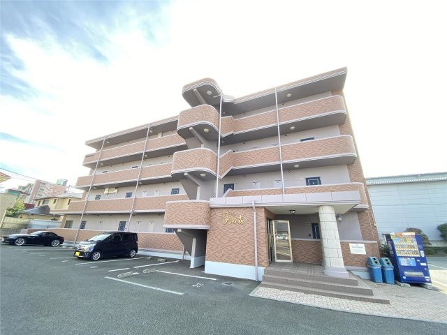 グレイスフル光の森の外観