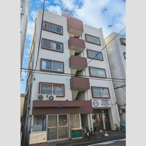 貫井東本町ビルの外観