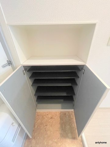 松籟マンション 仲介手数料無料の収納