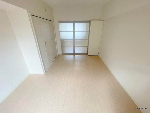 松籟マンション 仲介手数料無料の洋室