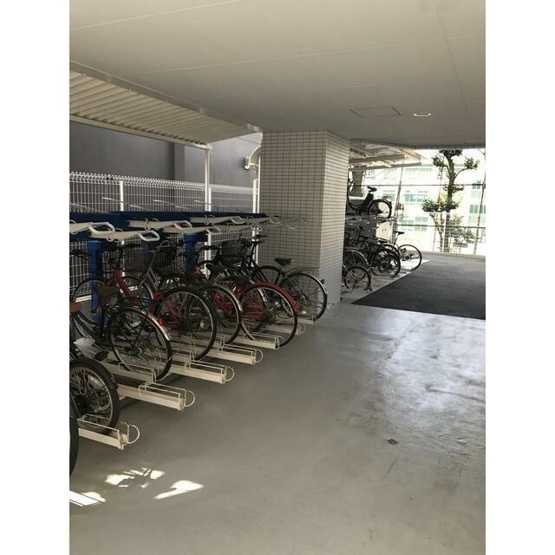 【設備】 | コンフォリア西新宿 | 駐輪場完備。
