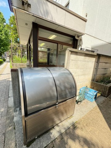 アンプルール フェール ドゥ イズミのその他共用部分