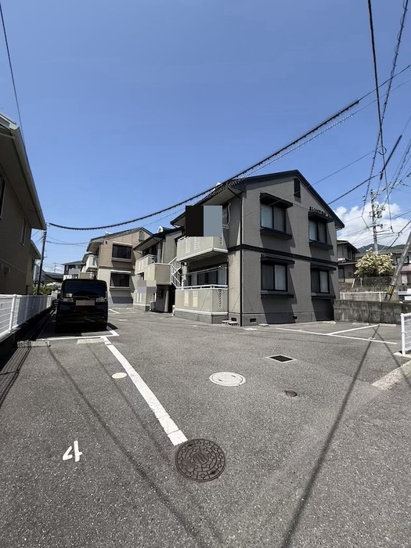 【駐車場】エントピア新谷　B棟 