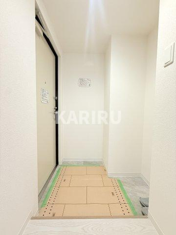 アヴェール早苗町の玄関