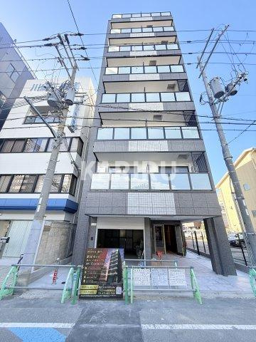 アヴェール早苗町のエントランス