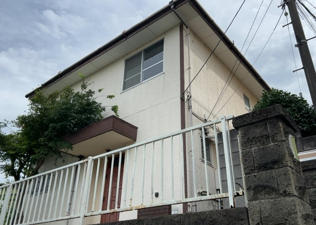【外観】 | 物件の詳細については、現地を見てわかること以外に、役所や法務局などで調べないとわからないことがあります。そのため、現地に行く場合は、もしこの物件を買ったらどのような生活ができるかをイメージしましょう。