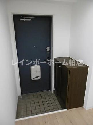 特典：仲介手数料が50％OFFです‼の玄関|シューズボックスがあります