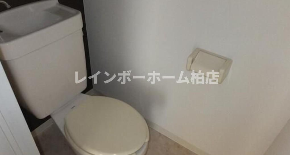 特典：仲介手数料が50％OFFです‼のトイレ|シンプルで使いやすいトイレです
