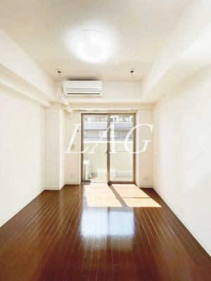 【居間・リビング】 | サンフル用賀 | 洋室のお部屋です。