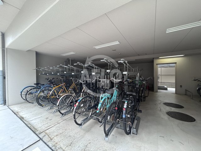 エステムコート新大阪9リンクスのその他共用部分|エステムコート新大阪XIリンクス　駐輪場