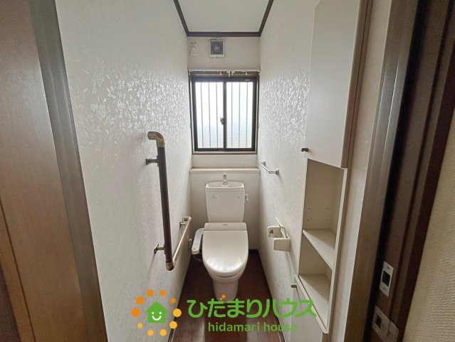 羽生市三田ケ谷　中古一戸建てのトイレ