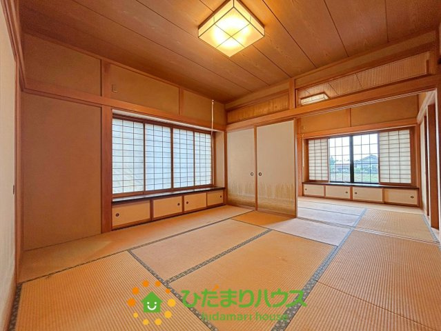 羽生市三田ケ谷　中古一戸建ての寝室