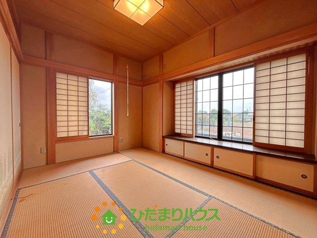羽生市三田ケ谷　中古一戸建ての和室
