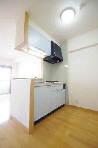 グレイスフル光の森のキッチン