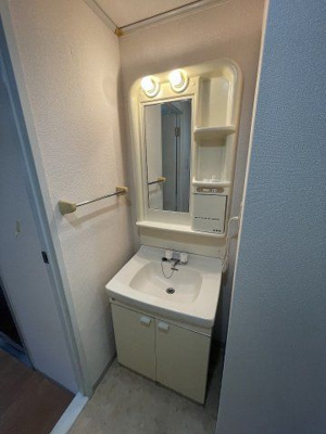 【洗面所】 | セントラルパレス | 別のお部屋の写真です