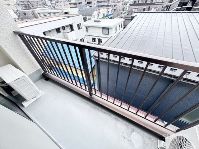 OEM蓮根ビルのバルコニー|バルコニーです