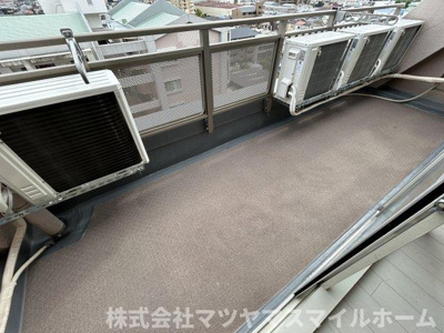 【バルコニー】 | シャトー三愛
