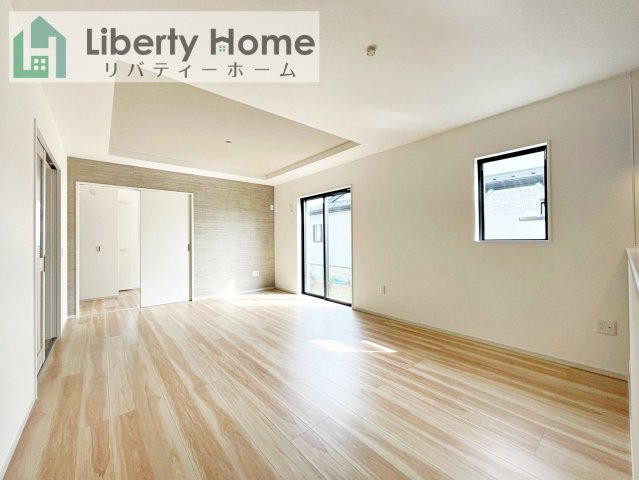 水戸市東前町5期　新築戸建　１号棟の居間・リビング