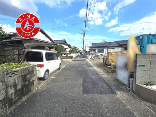太宰府市吉松1丁目第5-3棟（1号棟）の外観|前面道路含む現地の写真です。