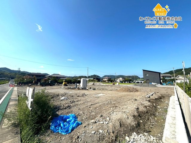 売地の前面道路含む現地写真|2026年8月末撮影