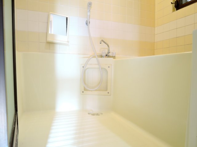 高槻市南松原町の賃貸マンションの浴室
