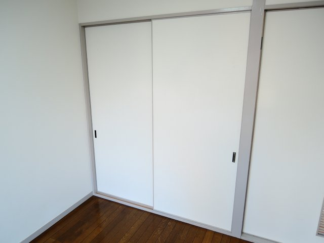 高槻市南松原町の賃貸マンションの収納