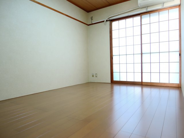 高槻市南松原町の賃貸マンションの子供部屋