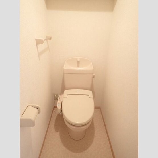 【トイレ】 | ウィン オカダヤ | トイレです。