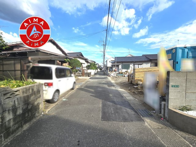太宰府市吉松1丁目第5-3棟（3号棟）の外観|前面道路含む現地の写真です。