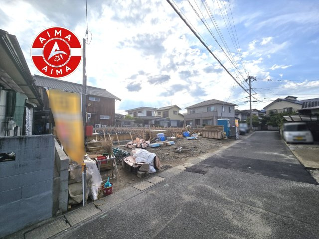 太宰府市吉松1丁目第5-3棟（3号棟）の前面道路含む現地写真|見学の時間などお気軽にお問い合わせ下さい。