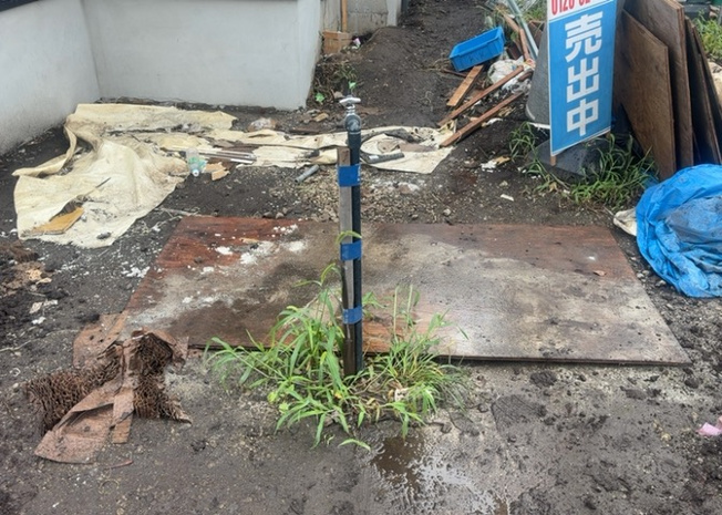 【設備】 | 都市ガス対応の省エネ給湯器パネルです。お湯の温度調整や追焚操作がボタンひとつで手軽に行えます。エネルギー効率が高いため光熱費を抑えることができ、日々の暮らしを経済的かつ快適に支えてくれます。