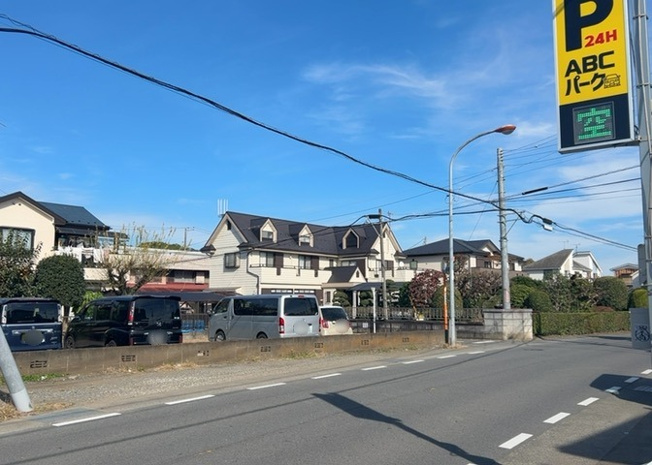 【展望】 | 眺望を気にして物件を探す場合、前面に建物が建っていないか現地で確認しましょう！前面に建物があると景色はもちろん、日当たりや風通しにも影響が出てきます。住んだ時のことを想像しながら現地見学をしましょう。