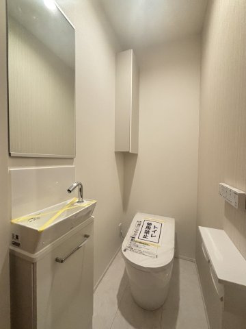 白糸台4丁目戸建のトイレ