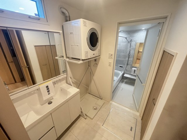 白糸台4丁目戸建の洗面所