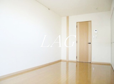 【寝室】 | ＫＩＨＡＣＨＩ　ＲＥＳＩＤＥＮＣＥ | 室内です。