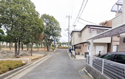 【前面道路含む現地写真】 | 尼崎市東難波町４丁目　中古戸建