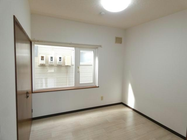 Ｆ＊ＢＯＸの洋室