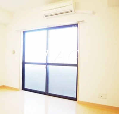 【居間・リビング】 | ヴィータローザ江古田 | 洋室のお部屋です。