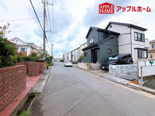 [新築住宅] 坂戸市末広町 3期 全1棟の前面道路含む現地写真