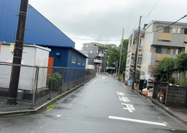 【展望】 | ライオンズマンション八王子第三 | 眺望を気にして物件を探す場合、前面に建物が建っていないか現地で確認しましょう！前面に建物があると景色はもちろん、日当たりや風通しにも影響が出てきます。住んだ時のことを想像しながら現地見学をしましょう。