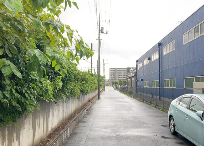 【展望】 | ライオンズマンション八王子第三 | 景色重視でお家選ぶをするとスーパーが遠い！学校が遠い！など生活をするうえで利便性で困ることもあります。まず一度現地を見学する際に、周辺の施設などがあるかを確認し、暮らし始めた後のことを想像しましょう。