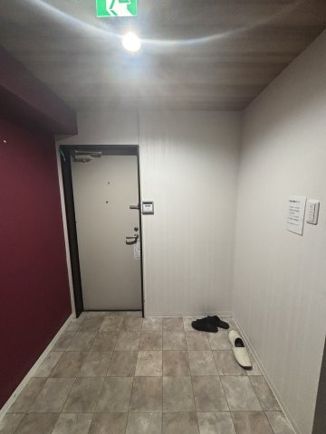 フリーディオ門真IIIの玄関